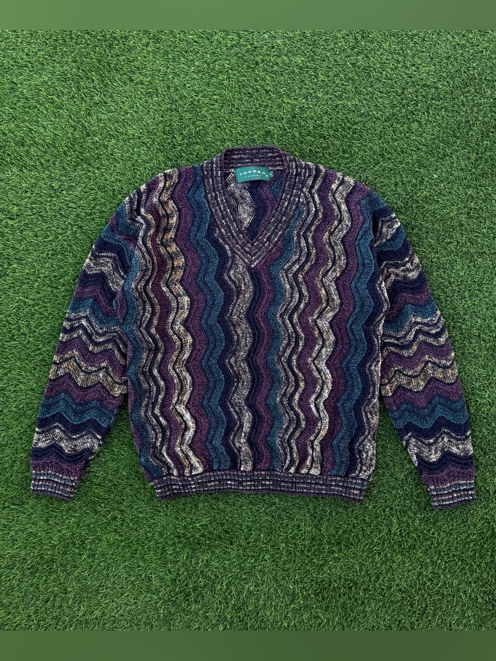 Vintage 90s Tundra Knit Sweater V-Neck Geometric Velour/Velvet Fabric Sz Medium